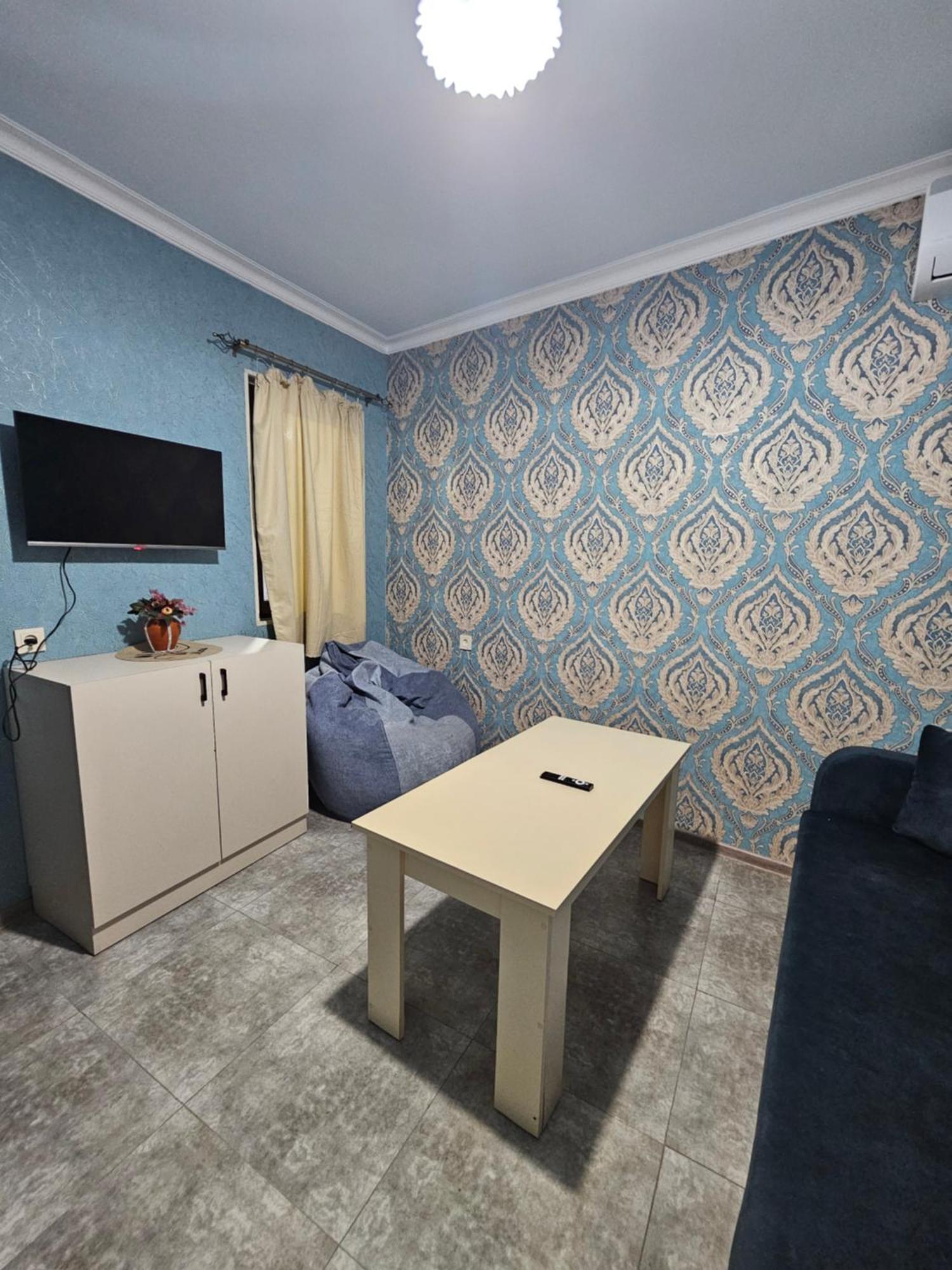 Galstyans Hotels Zvartnots Airport P'arak'ar Extérieur photo