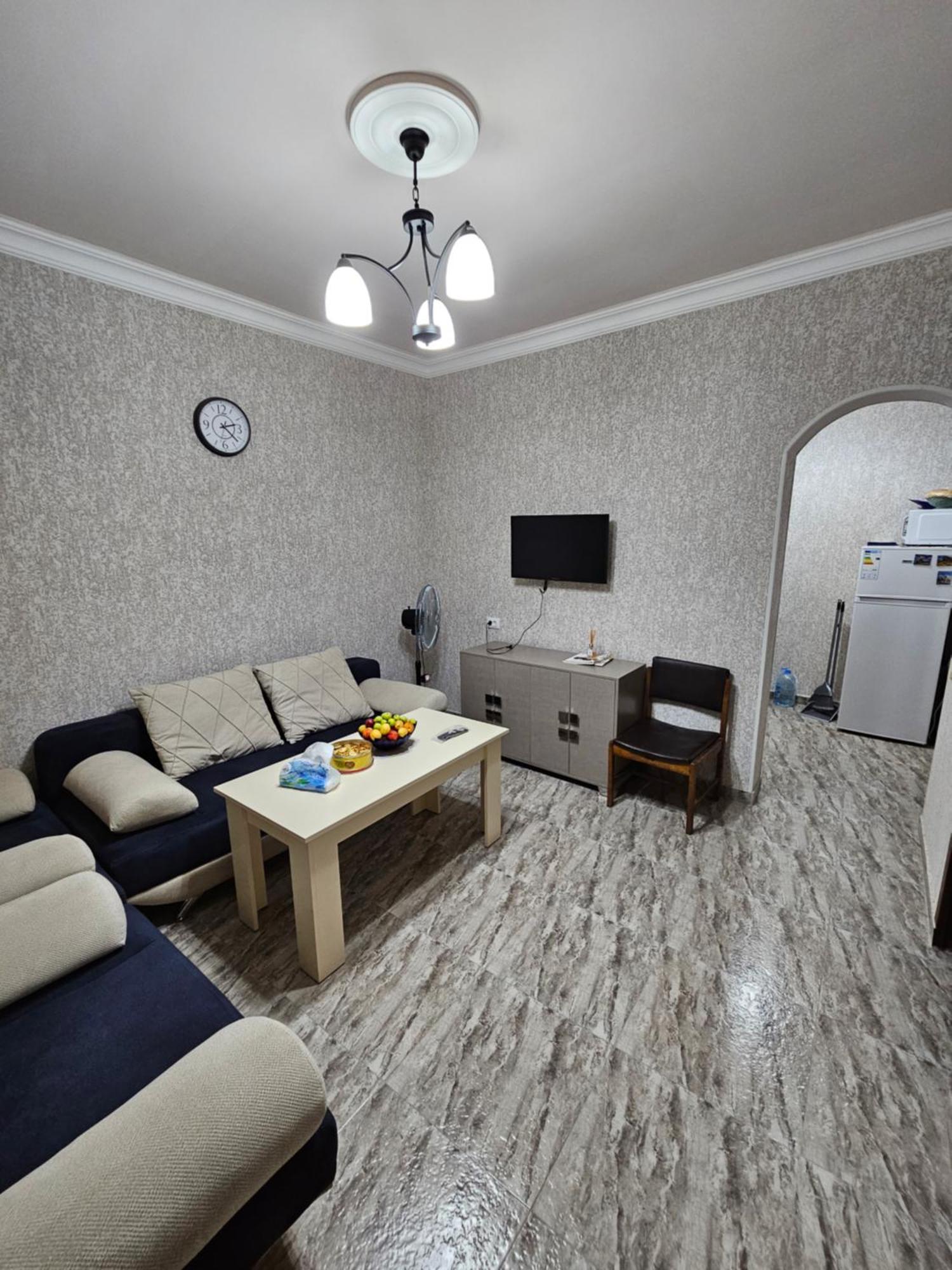 Galstyans Hotels Zvartnots Airport P'arak'ar Extérieur photo